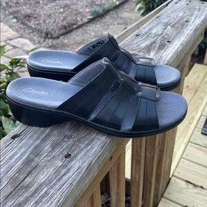 Clarks Black Leather Slides-Size 9